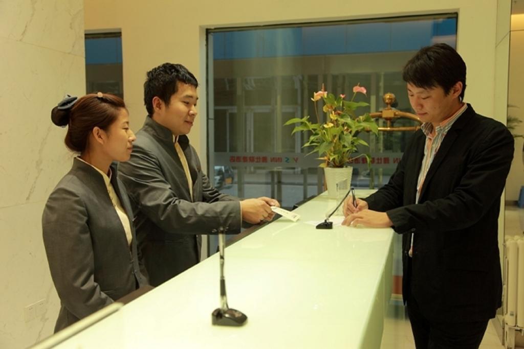 Shenyang Longemont Hotel - Yes Inn Exterior foto